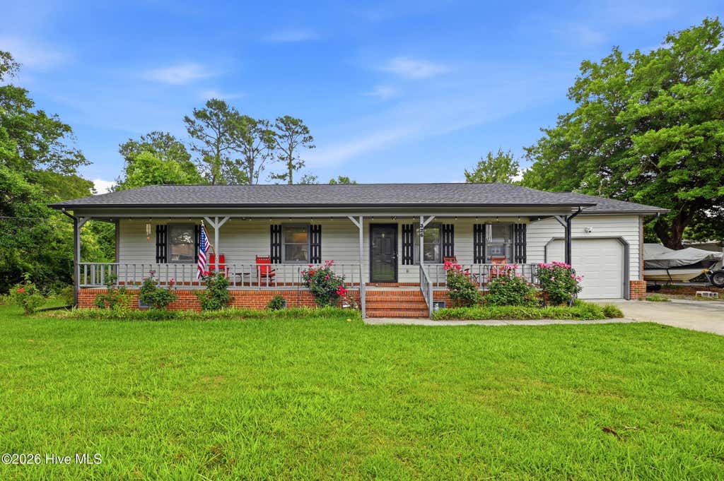 Photo of 326 Shamrock Drive, Wilmington, NC 28409 (MLS # 100583145)