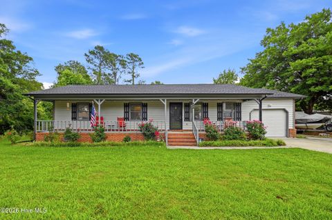 Homes For Sale - 326 Shamrock Drive<br/> Wilmington, NC 28409