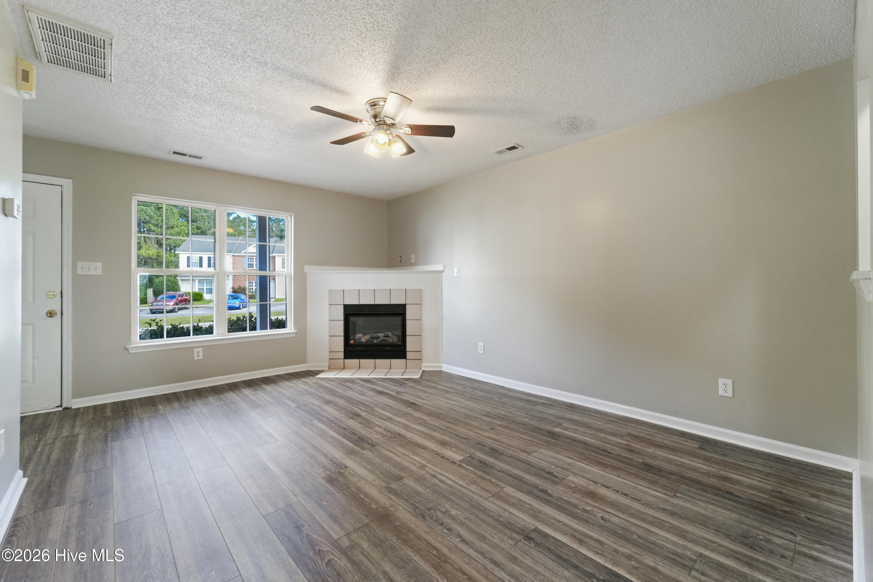 207 Pinegrove Court