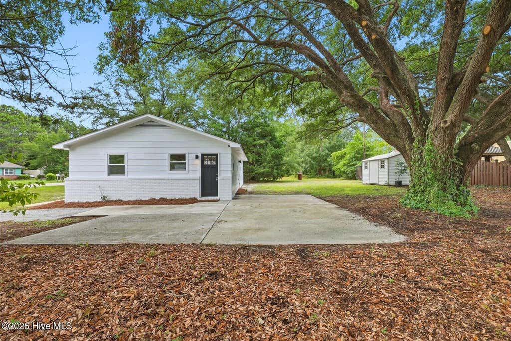Photo of 241 Lancaster Road, Wilmington, NC 28409 (MLS # 100592498)
