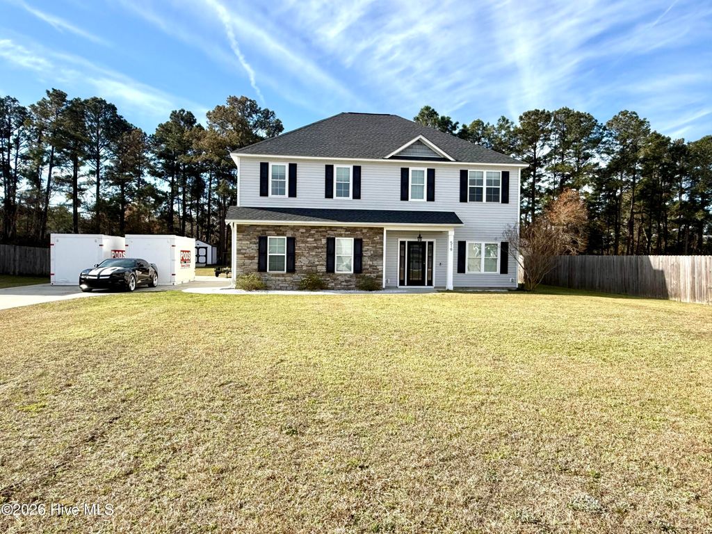 Photo of 519 Aberdineshire Court, Hubert, NC 28539 (MLS # 100560969)