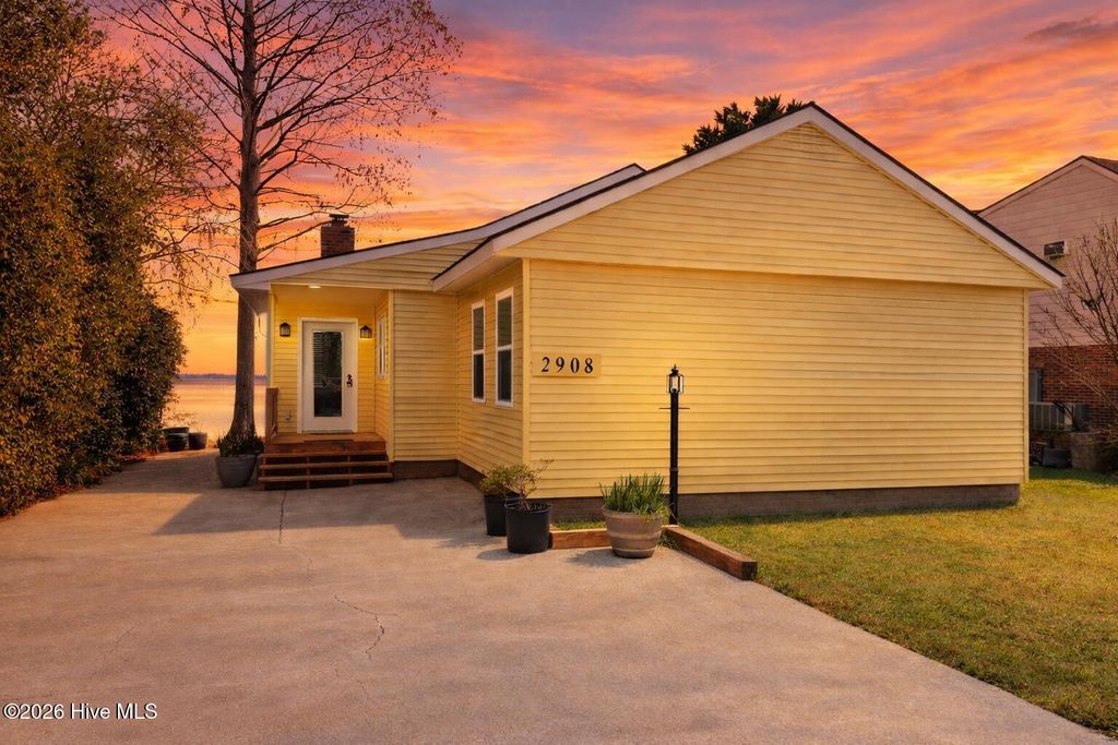 Photo of 2908 Canal Cove Road, Lake Waccamaw, NC 28450 (MLS # 100556036)