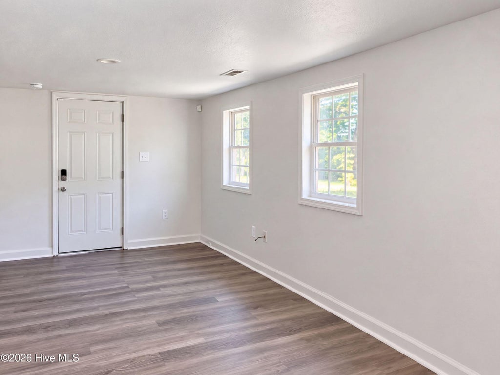 Photo of 206 N Poplar Street #E, New Bern, NC 28560 (MLS # 100611128)