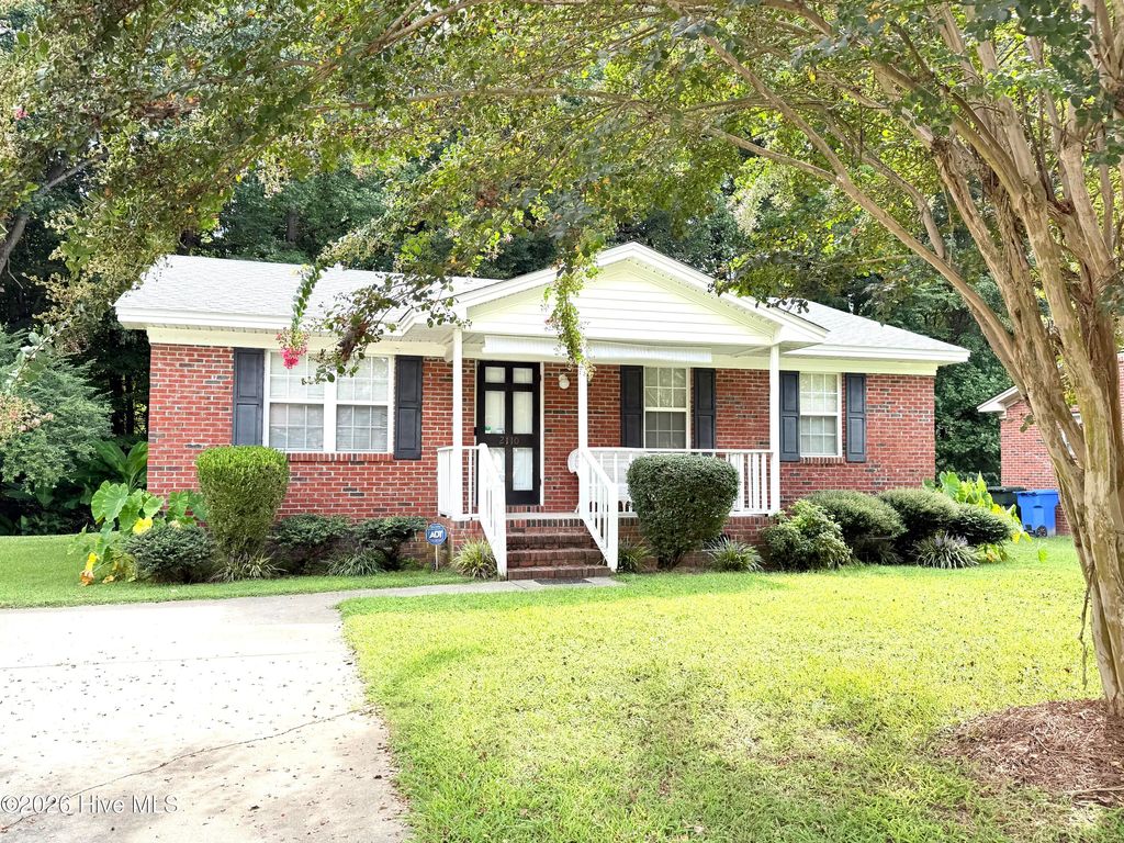 Photo of 2110 Shamrock Drive E, Wilson, NC 27893 (MLS # 100556216)