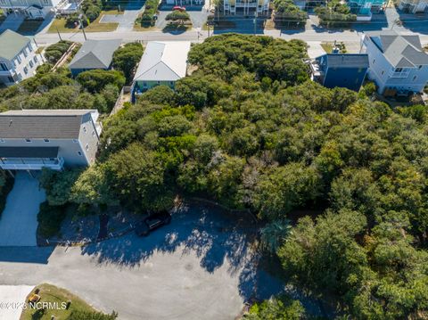 Tiny photo for 9 W Ridge, Surf City, NC 28445 (MLS # 100570104)