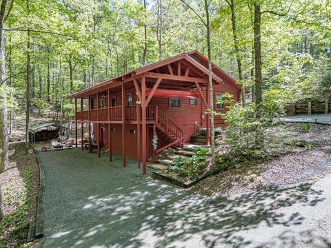 Homes For Sale - 421 Sleepy Hollow<br/> Murphy, NC 28906