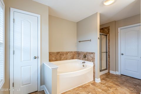 Tiny photo for 602 Marseille Court, Jacksonville, NC 28546 (MLS # 100546682)