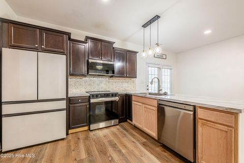 Tiny photo for 602 Marseille Court, Jacksonville, NC 28546 (MLS # 100546682)