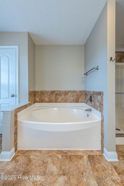 Tiny photo for 602 Marseille Court, Jacksonville, NC 28546 (MLS # 100546682)