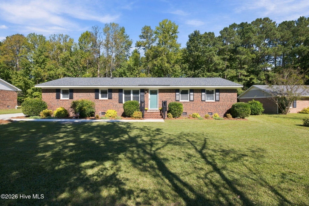 Photo of 2212 Foxhorn Road, Trent Woods, NC 28562 (MLS # 100612627)