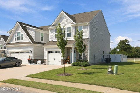 Townhouse For Sale - 106 Spinnaker Street #B<br/> Elizabeth City, NC 27909