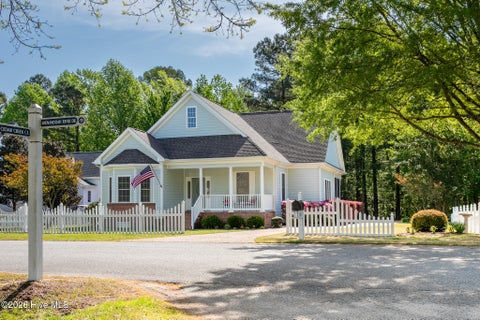 Homes For Sale - 121 Shenandoah River Drive<br/> Hertford, NC 27944