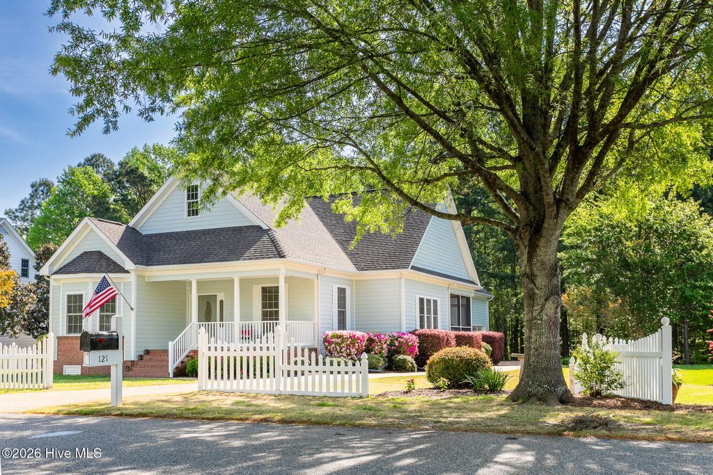 Photo of 121 Shenandoah River Drive, Hertford, NC 27944 (MLS # 100567367)