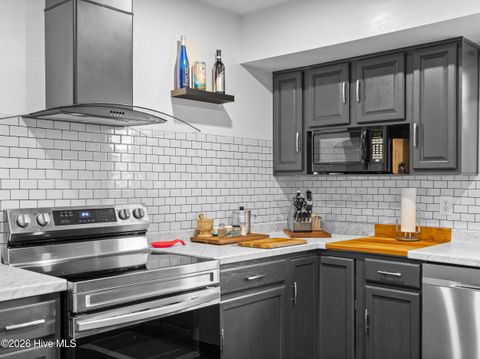 Tiny photo for 407 Dennis Road, Jacksonville, NC 28546 (MLS # 100556256)