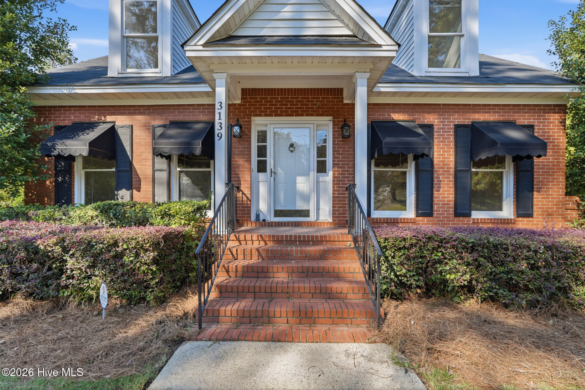 3139 W Lake Forest Drive
