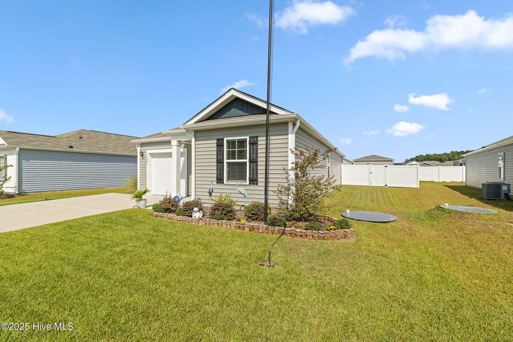 Photo of 1801 Willowtree Court SE, Bolivia, NC 28422 (MLS # 100531495)