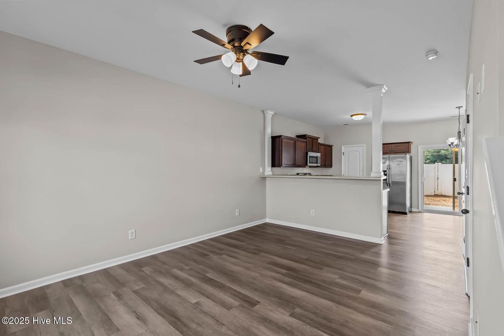 Photo of 104 Justice Farm Drive, Sneads Ferry, NC 28460 (MLS # 100522857)