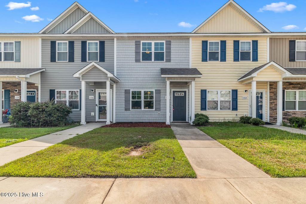 Photo of 104 Justice Farm Drive, Sneads Ferry, NC 28460 (MLS # 100522857)