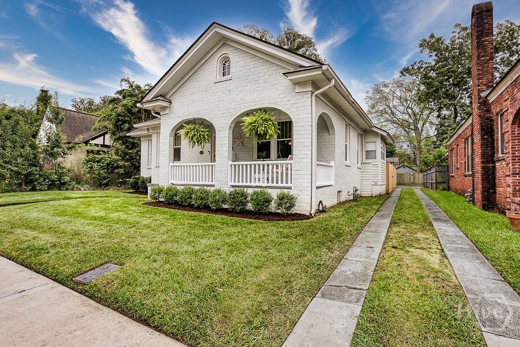 Photo of 617 E 51st Street, Savannah, GA 31405 (MLS # SA366239)