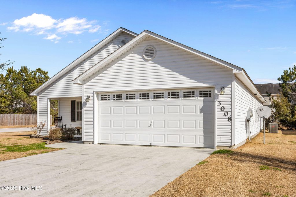 Photo of 3008 W T Whitehead Drive, Jacksonville, NC 28546 (MLS # 100550942)