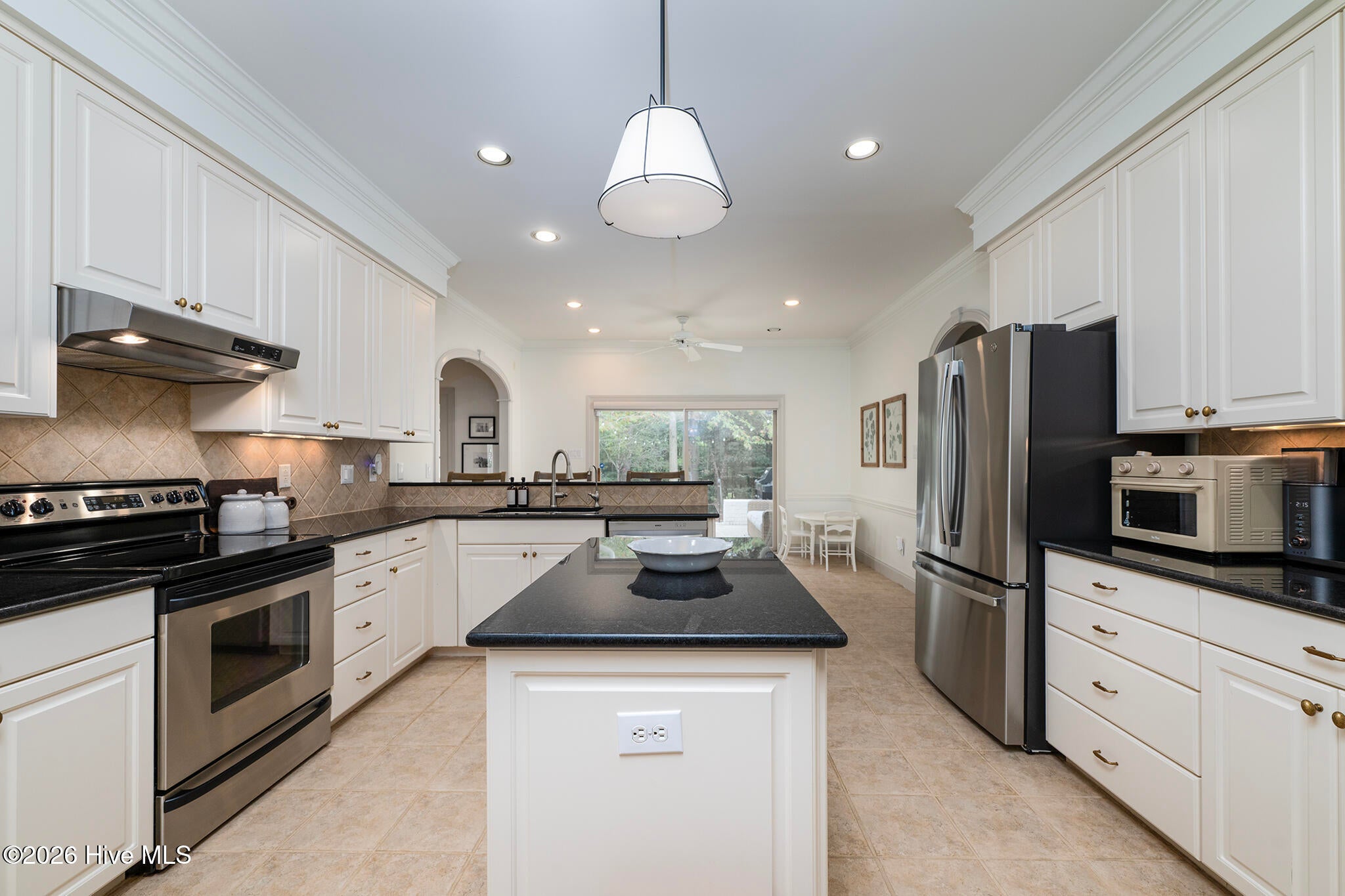 305 Taberna Circle