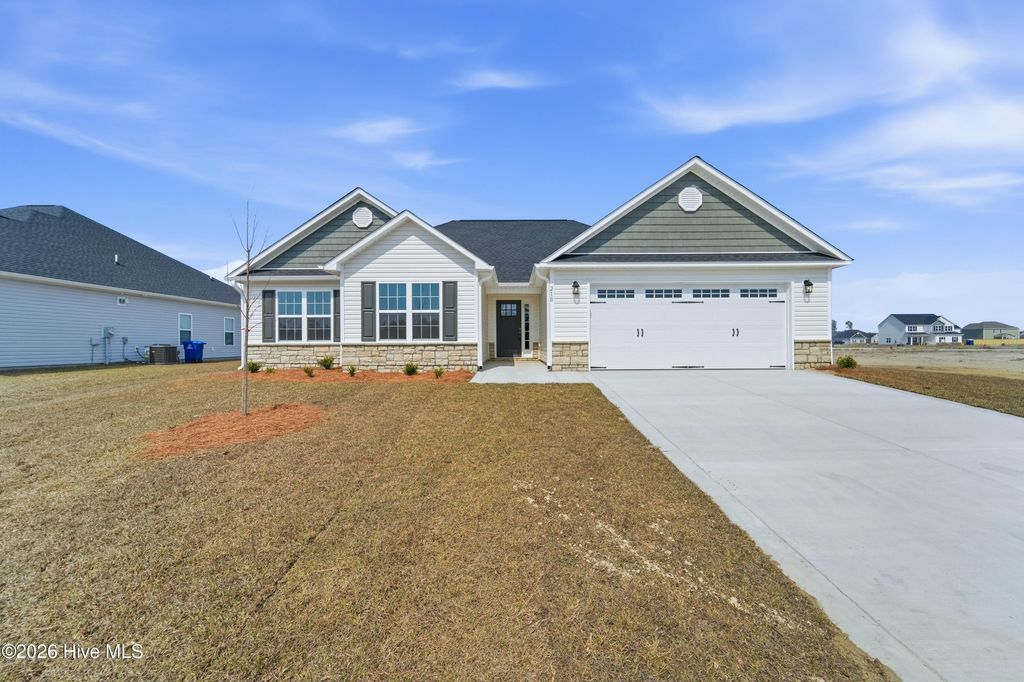 Photo of 210 Windsor Run Boulevard, Jacksonville, NC 28546 (MLS # 100530741)