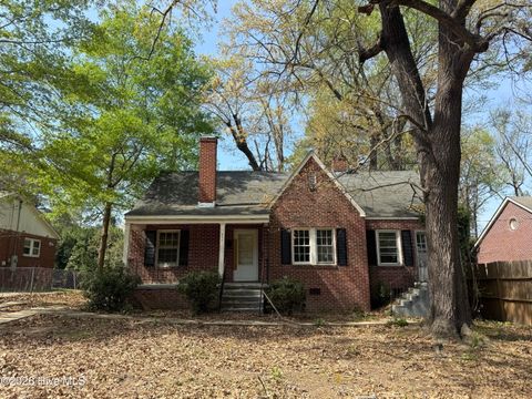 Photo of 312 Frances Place, Kinston, NC 28501 (MLS # 100563524)