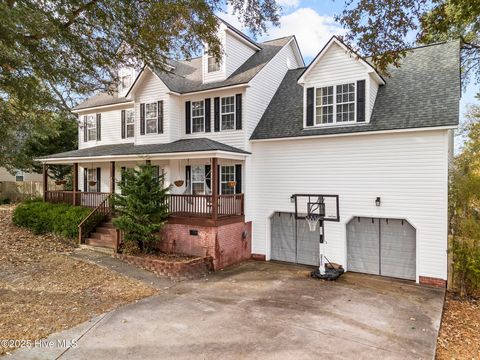 Photo of 143 Shellbank Drive, Sneads Ferry, NC 28460 (MLS # 100546183)