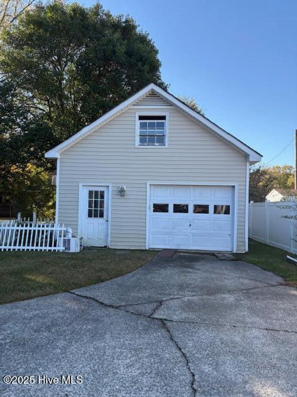 Photo of 2906 Hillman Road, Kinston, NC 28504 (MLS # 100539475)