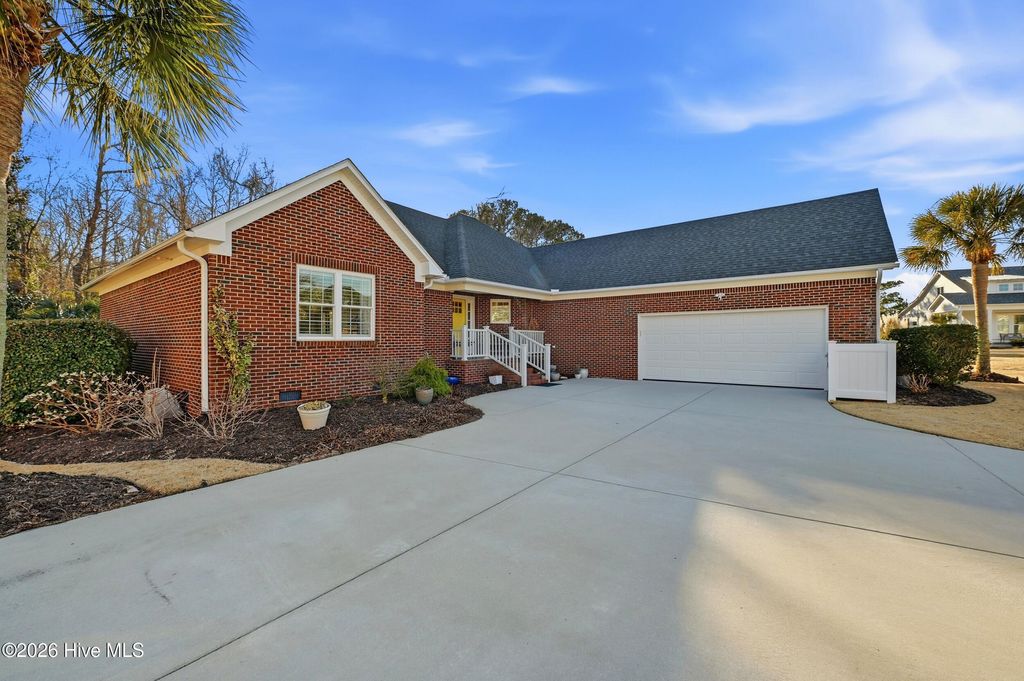 Photo of 824 Berwyn Road, Wilmington, NC 28409 (MLS # 100555561)