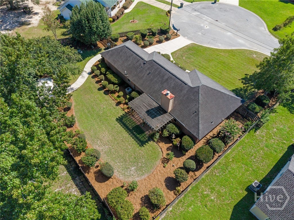 109 Cameron Court W