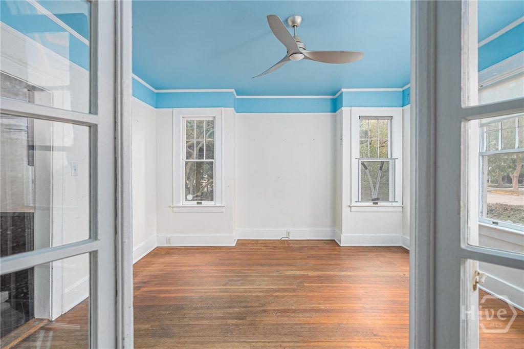 Photo of 1211 E 49th St, Savannah, GA 31404 (MLS # SA344668)