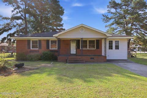 Homes For Sale - 4415 Reaves Road<br/> Pitt County, Ayden, NC 28513