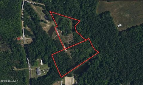 Vacant Land For Sale - 1442 Queens Way<br/> Winnabow, NC 28479