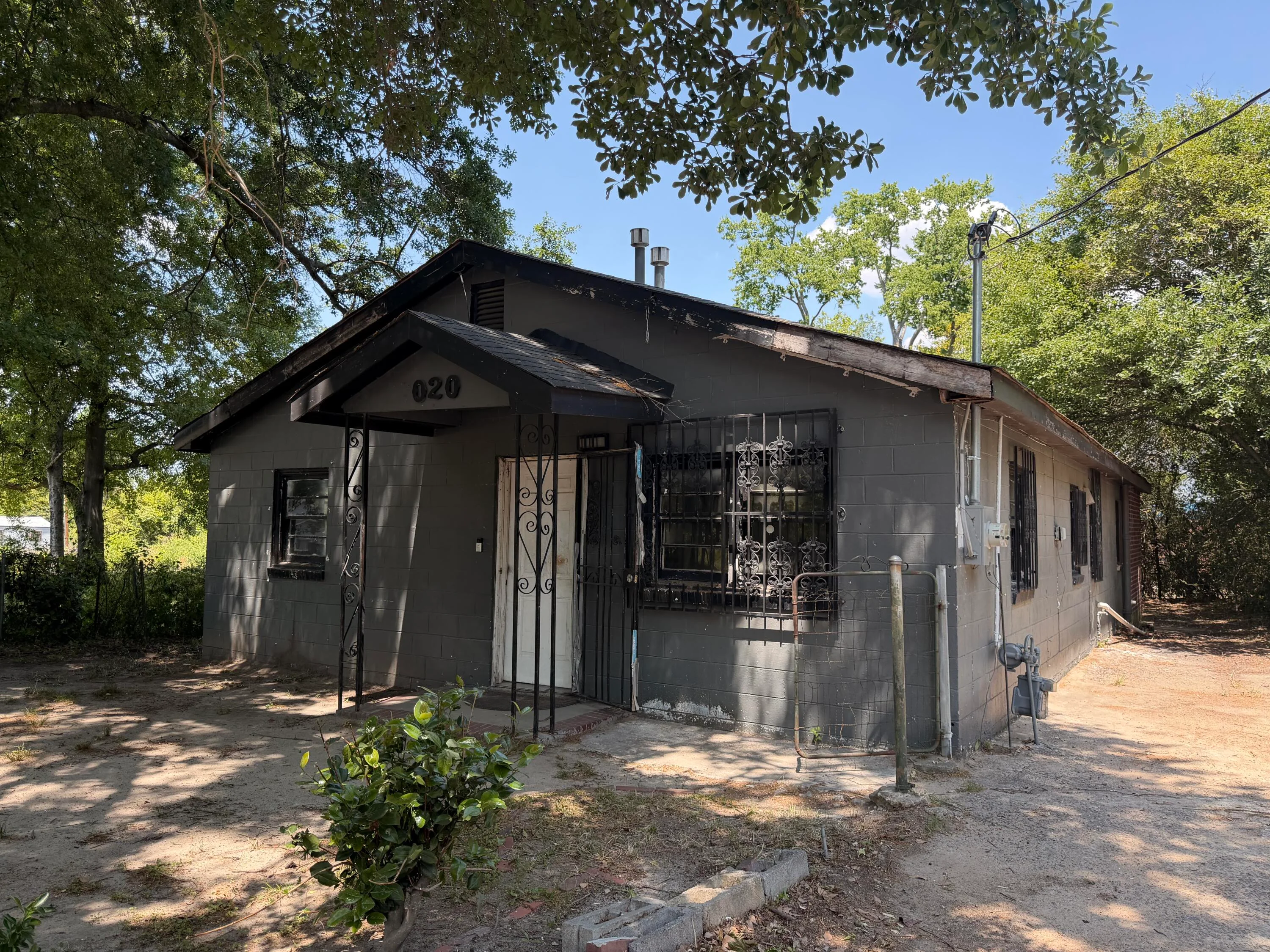 2020 1st Avenue