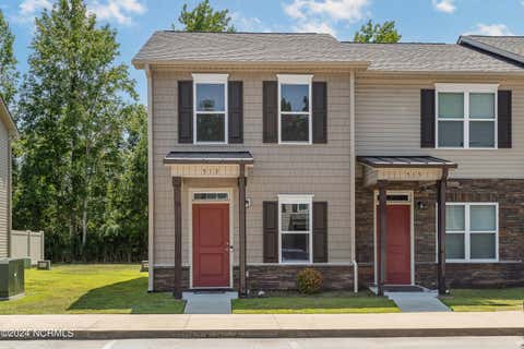 Townhouse For Rent - 513 Pate Drive<br/> Midway Park, NC 28544