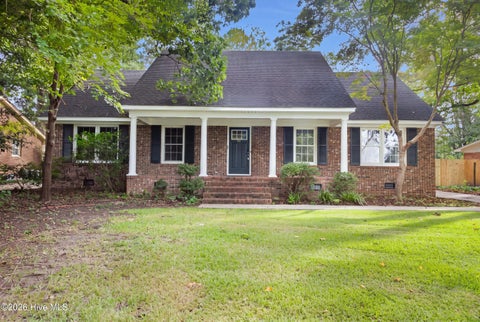 Homes For Sale - 213 Hardee Circle<br/> Pitt County, Greenville, NC 27858
