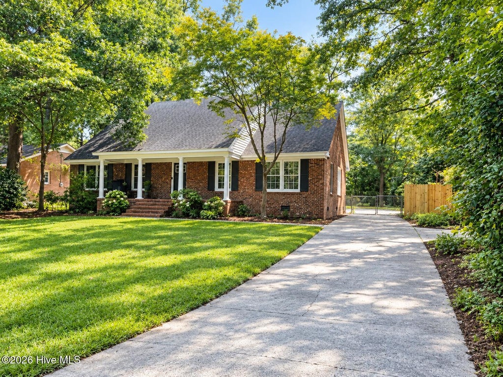 Photo of 213 Hardee Circle, Greenville, NC 27858 (MLS # 100605956)