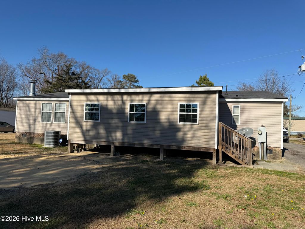 Photo of 53 Cannon Drive, Snow Hill, NC 28580 (MLS # 100549686)