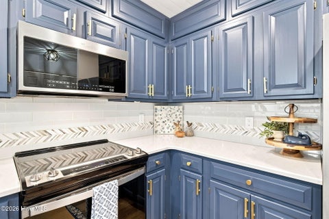 Tiny photo for 6211 Wrightsville Avenue #Apt 115, Wilmington, NC 28403 (MLS # 100599510)