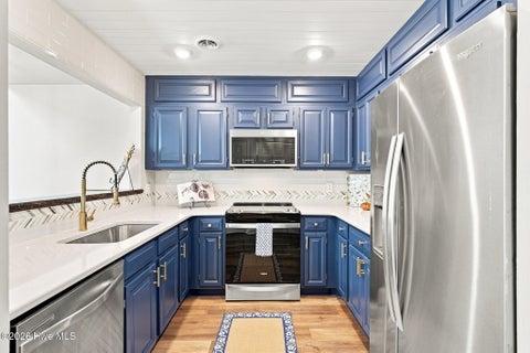 Tiny photo for 6211 Wrightsville Avenue #Apt 115, Wilmington, NC 28403 (MLS # 100599510)