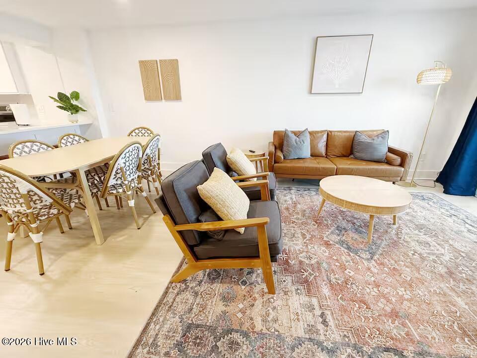 2120 Surfrider Court