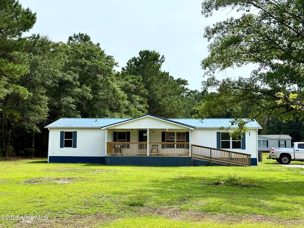 Photo of 184 Hardison Road, Holly Ridge, NC 28445 (MLS # 100515602)