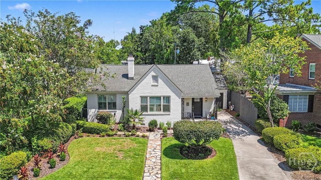 Photo of 6 E 53rd Street, Savannah, GA 31405 (MLS # SA363013)