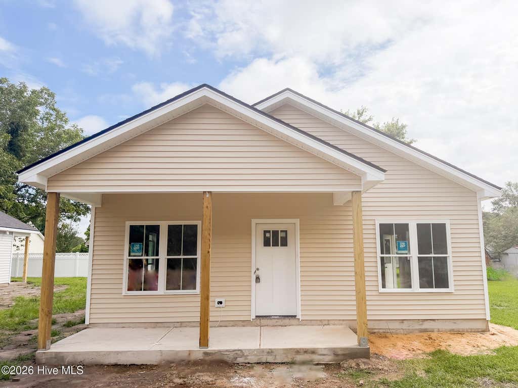 Photo of 4268 Ellis Avenue, Farmville, NC 27828 (MLS # 100593623)