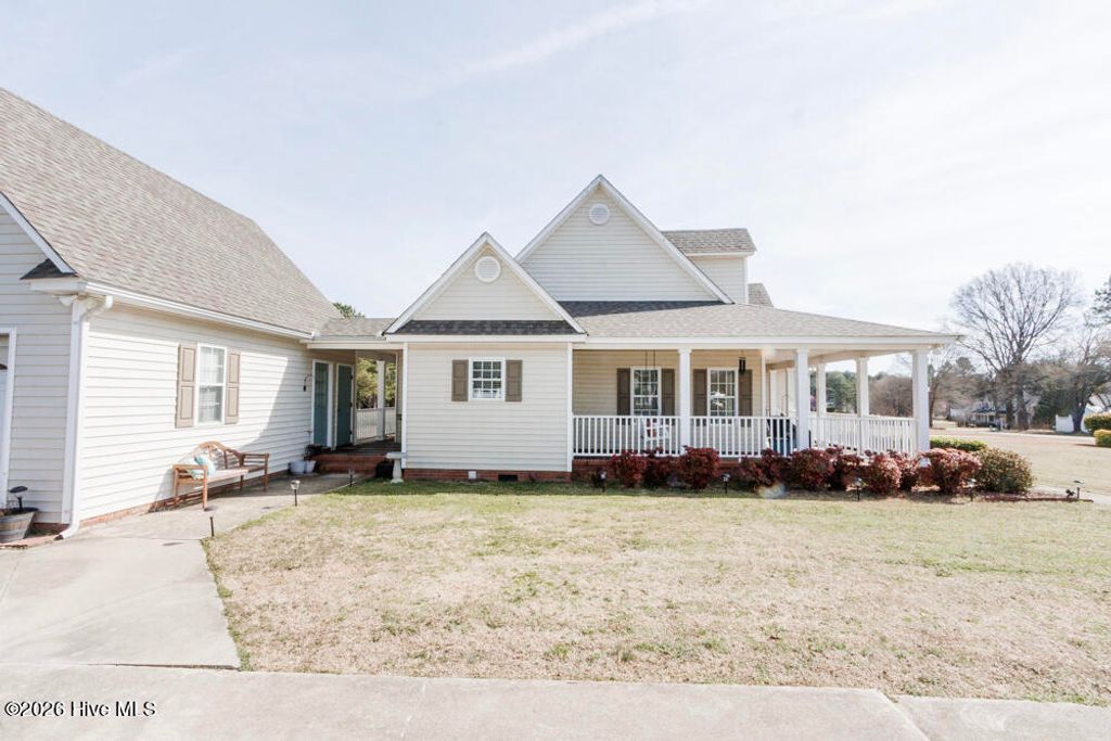 Photo of 1465 Yorkshire Lane, Rocky Mount, NC 27803 (MLS # 100558078)