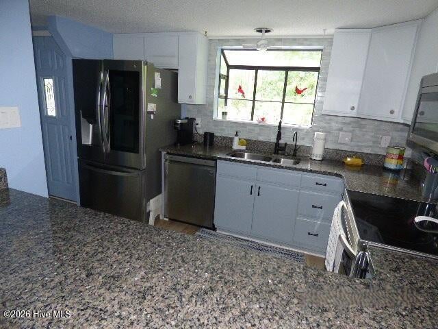 10082 Windward Drive