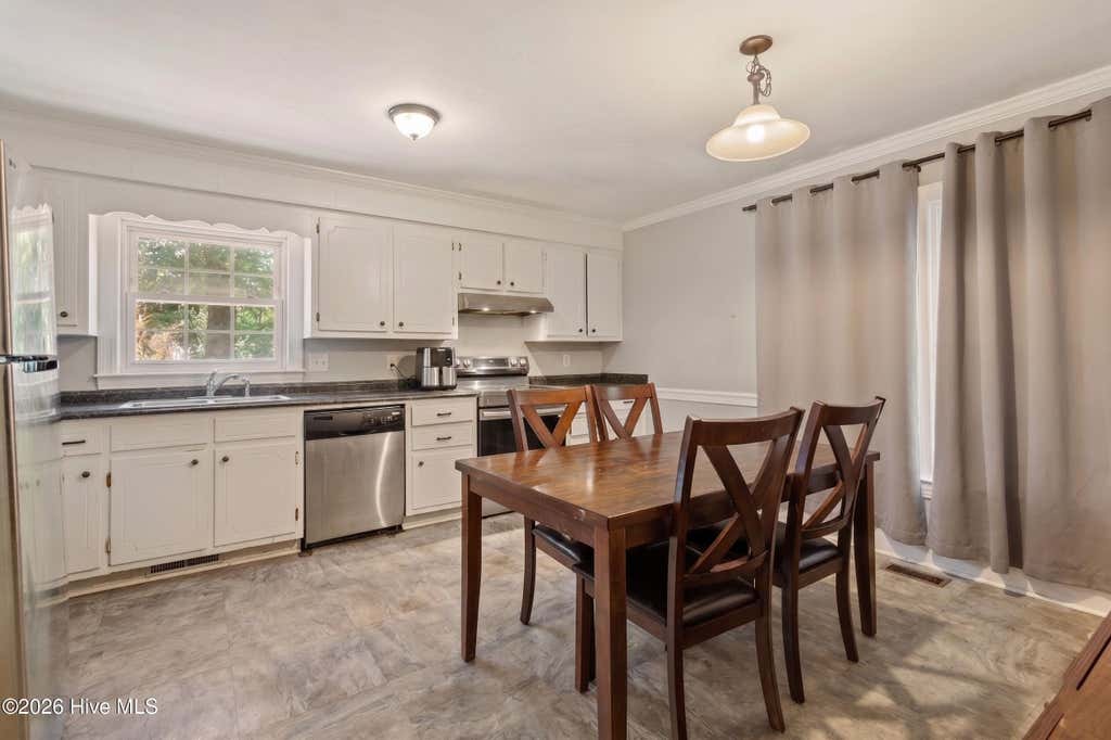 Photo of 213 Hardee Circle, Greenville, NC 27858 (MLS # 100573593)