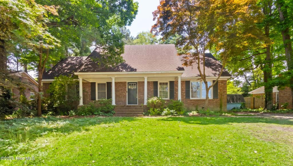 Photo of 213 Hardee Circle, Greenville, NC 27858 (MLS # 100573593)
