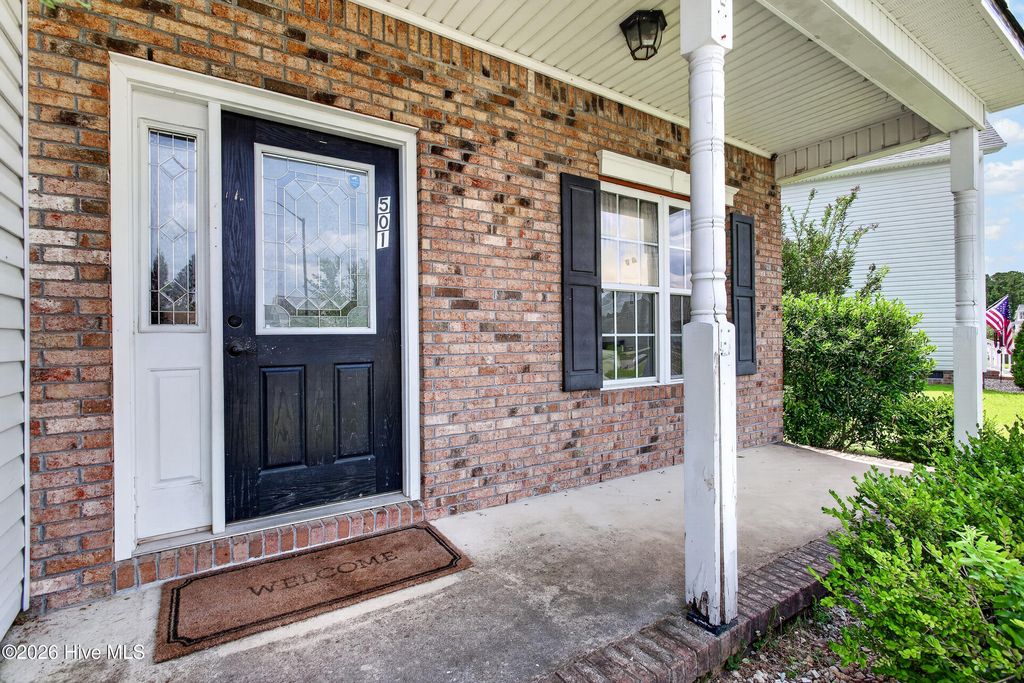 Photo of 501 Brunswick Drive, Jacksonville, NC 28546 (MLS # 100585085)